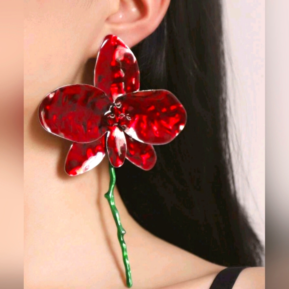 "Chryssie" Red Crimson Metal Floral Dangle Earrings
